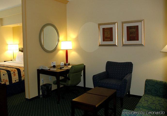 Springhill Suites Prince Frederick Zewnętrze zdjęcie