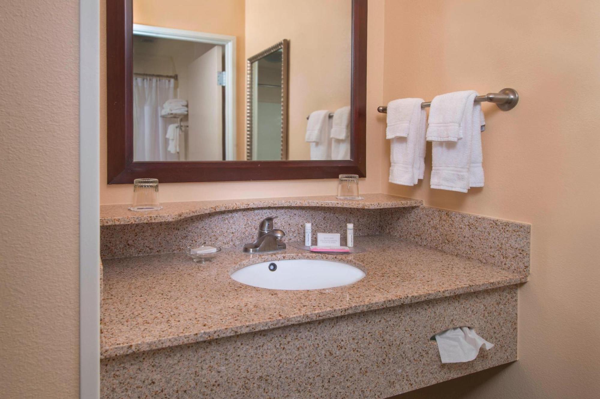 Springhill Suites Prince Frederick Zewnętrze zdjęcie